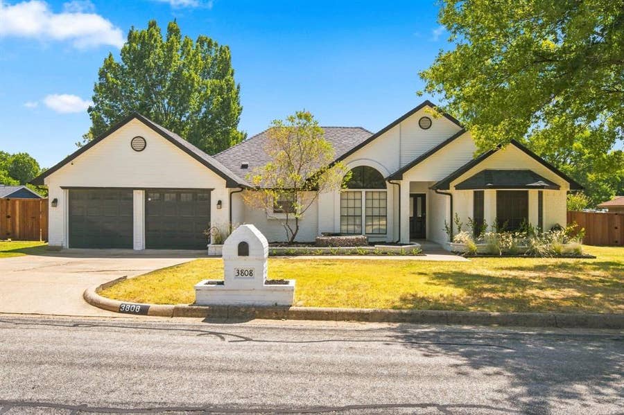 Property photo for 3808 Chestnut Street, Fort Worth, TX