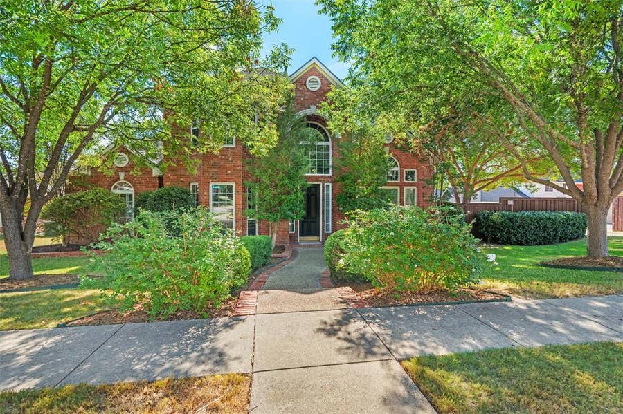 Property photo for 500 Overhill Drive, Allen, TX