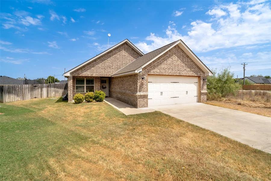 Property photo for 2324 Creek Drive, Granbury, TX