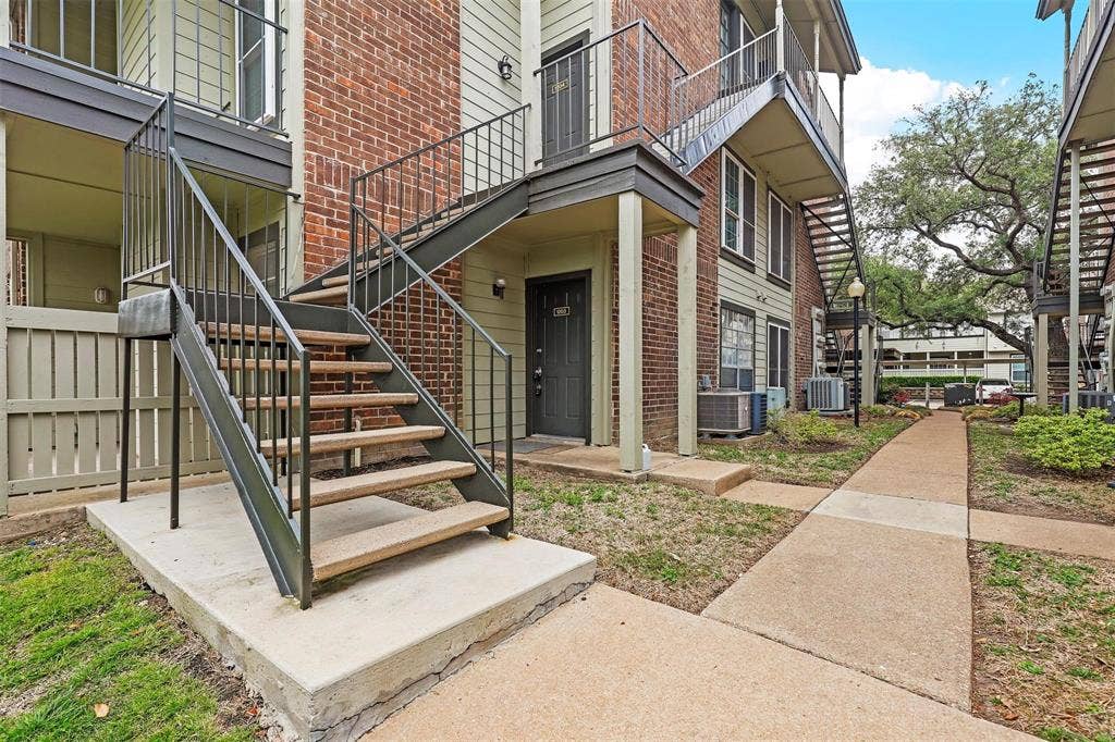 5981 Arapaho Road, #1203, Dallas, TX 75248 5981 Arapaho Road, #1203, Dallas, TX 75248