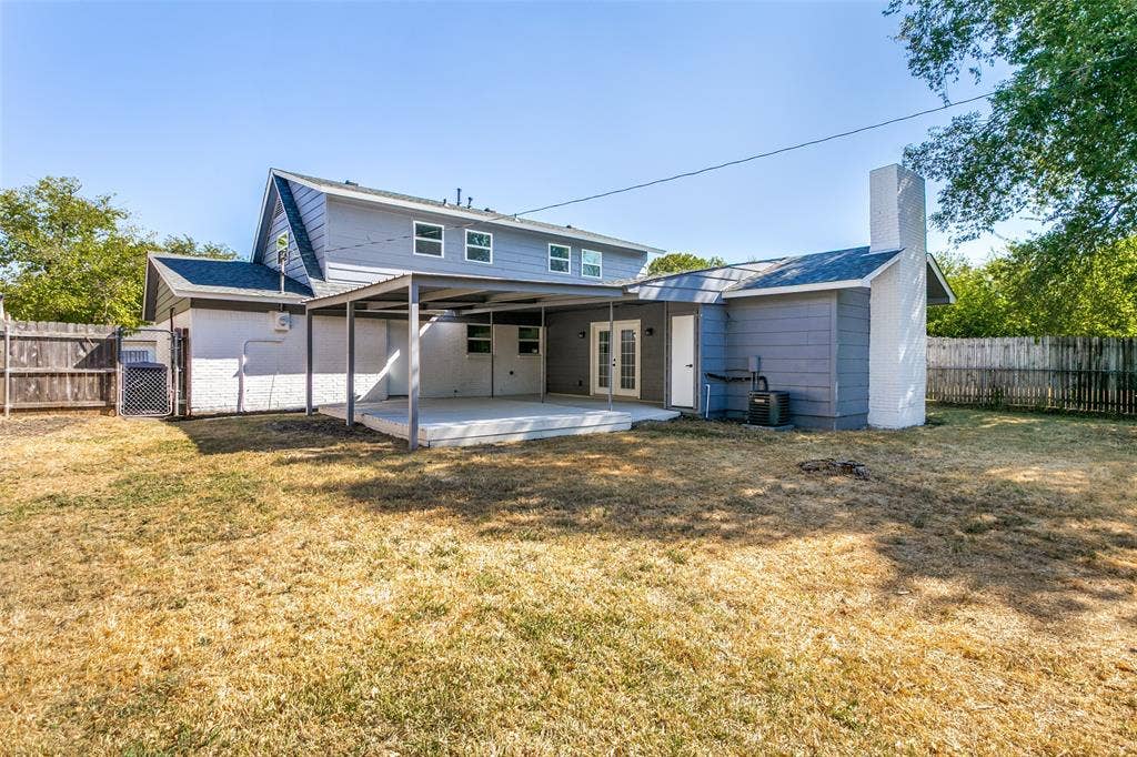 725 Hawthorne Lane, Grand Prairie, TX 75052 725 Hawthorne Lane, Grand Prairie, TX 75052