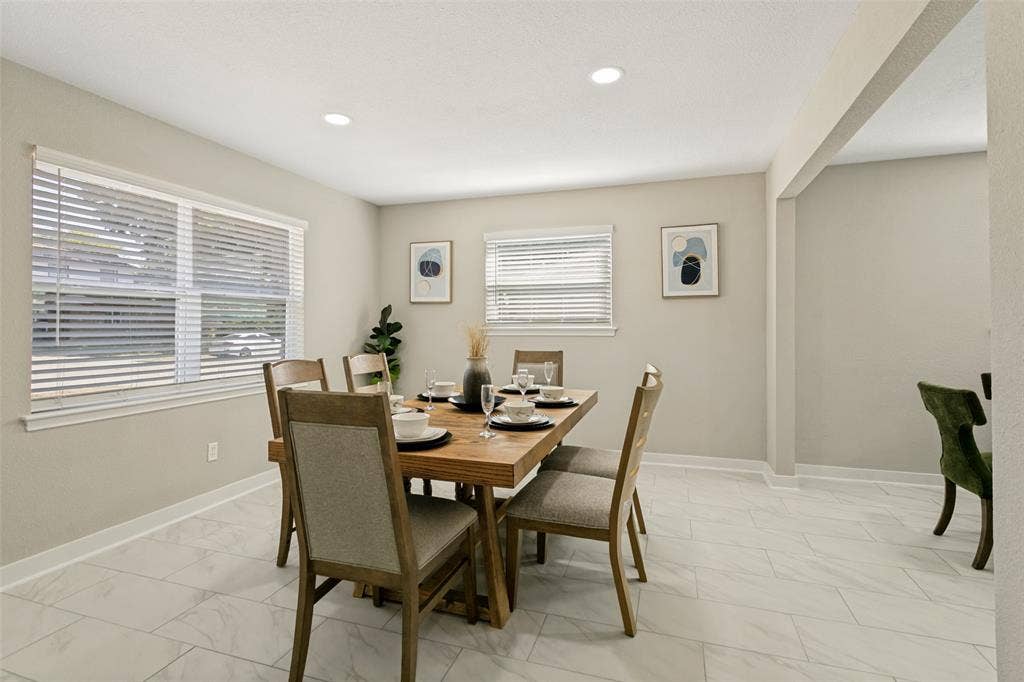725 Hawthorne Lane, Grand Prairie, TX 75052 725 Hawthorne Lane, Grand Prairie, TX 75052