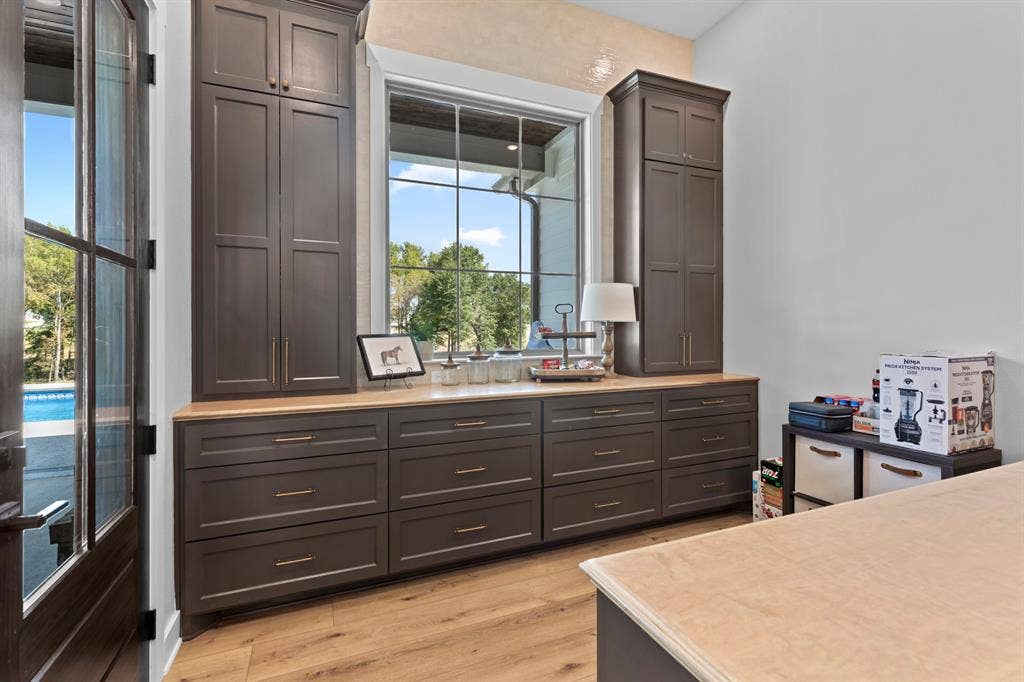 23180 Bridle View Drive, Lindale, TX 75771 23180 Bridle View Drive, Lindale, TX 75771
