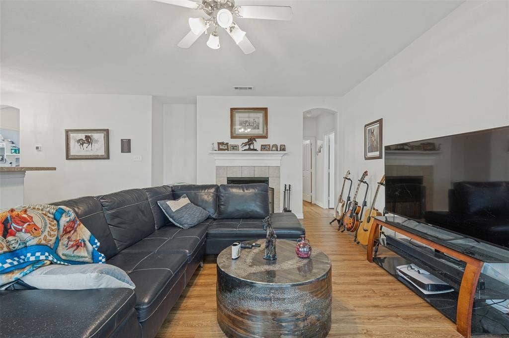 3018 Ashlawn Court, Midlothian, TX 76065