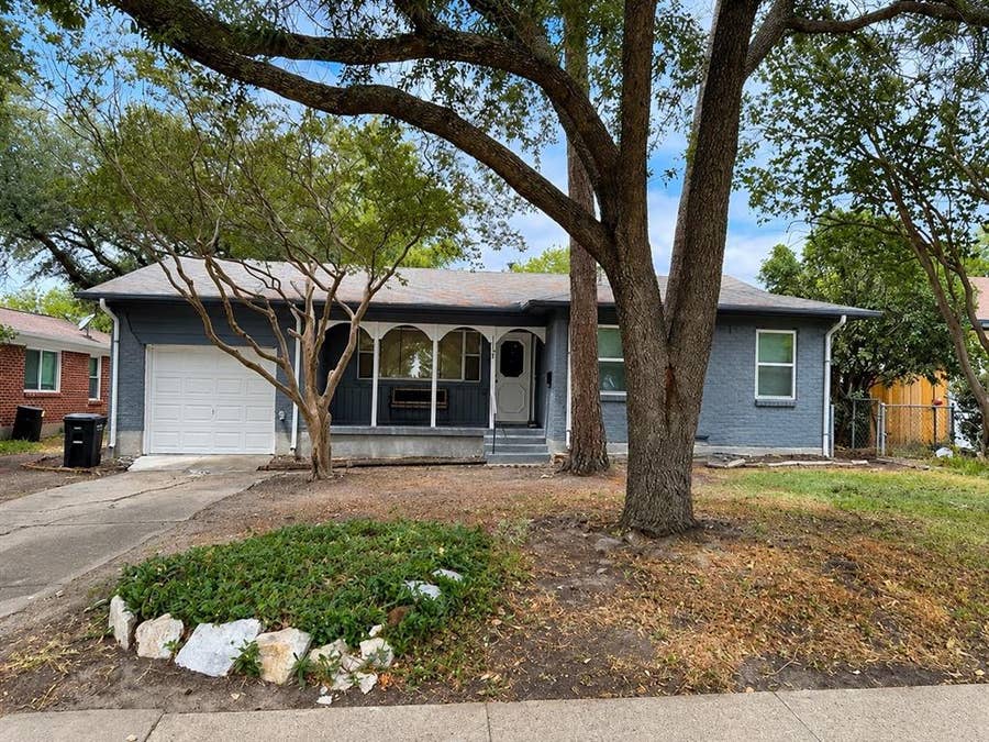Property photo for 1323 Crestridge Drive, Mesquite, TX