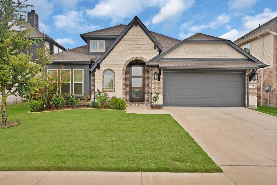 Property photo for 1521 Alexander Drive, McKinney, TX