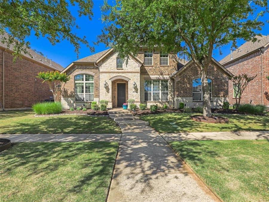 Property photo for 8841 Sutton Drive, Frisco, TX