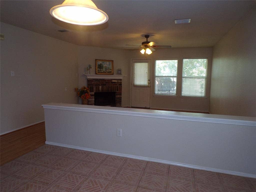 2612 Sierra Drive, McKinney, TX 75071 2612 Sierra Drive, McKinney, TX 75071