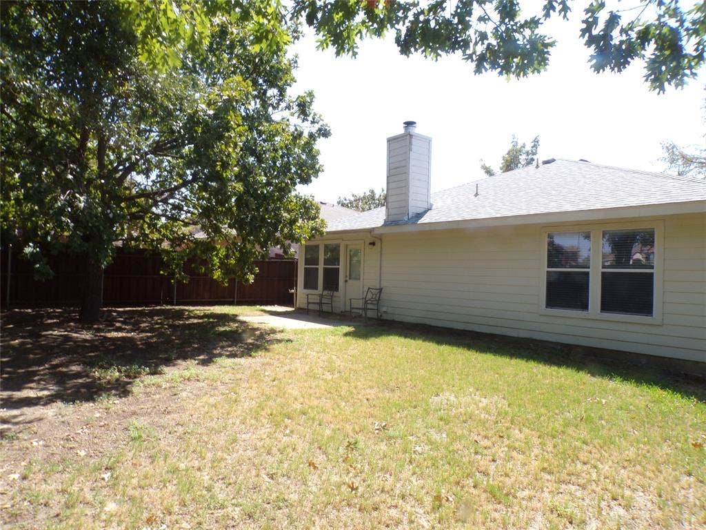 2612 Sierra Drive, McKinney, TX 75071 2612 Sierra Drive, McKinney, TX 75071