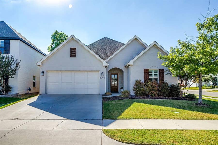 Property photo for 5200 Sonata Trail, Fort Worth, TX