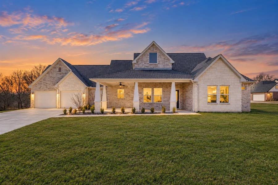 Property photo for 2378 County Road 1112, Farmersville, TX