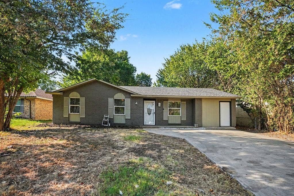 2429 February Lane, Grand Prairie, TX 75050 2429 February Lane, Grand Prairie, TX 75050