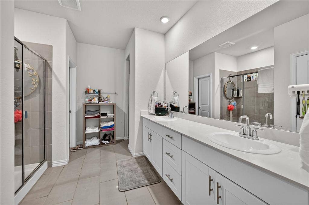 447 Crystal Clear Lane, Princeton, TX 75407 447 Crystal Clear Lane, Princeton, TX 75407