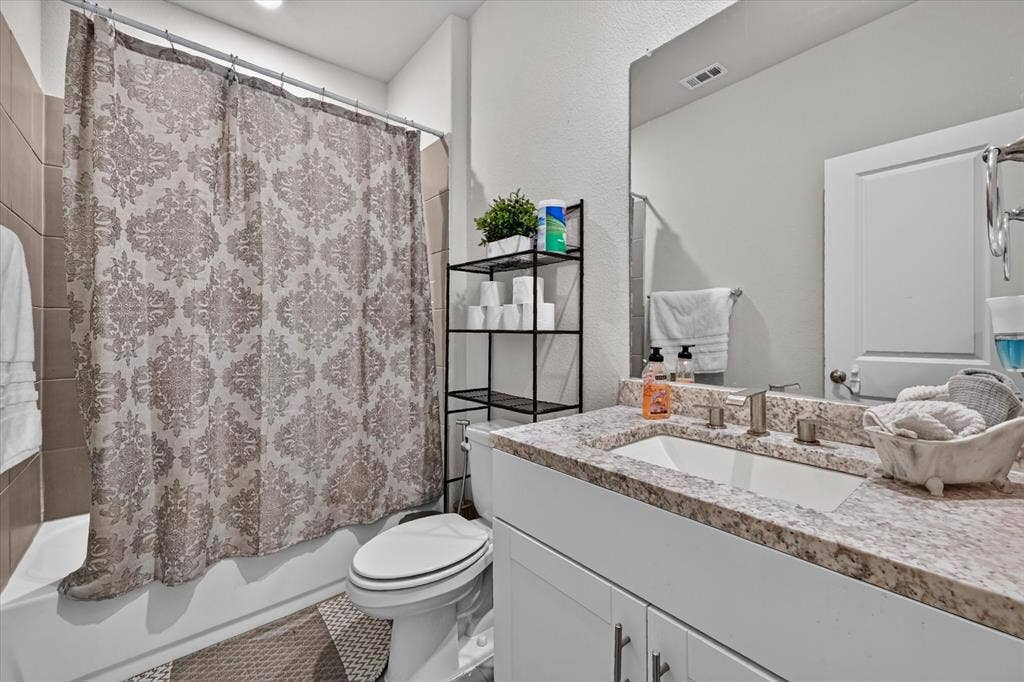 447 Crystal Clear Lane, Princeton, TX 75407 447 Crystal Clear Lane, Princeton, TX 75407