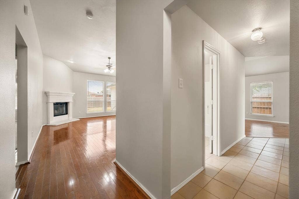 1017 Caleb Street, Burleson, TX 76028 1017 Caleb Street, Burleson, TX 76028