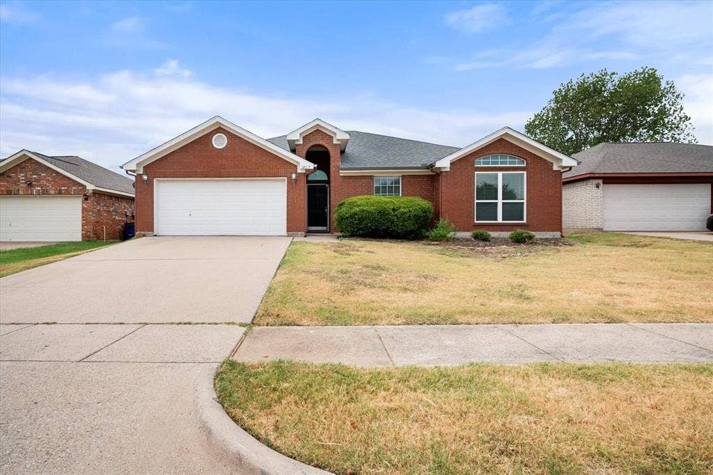 1017 Caleb Street, Burleson, TX 76028 1017 Caleb Street, Burleson, TX 76028