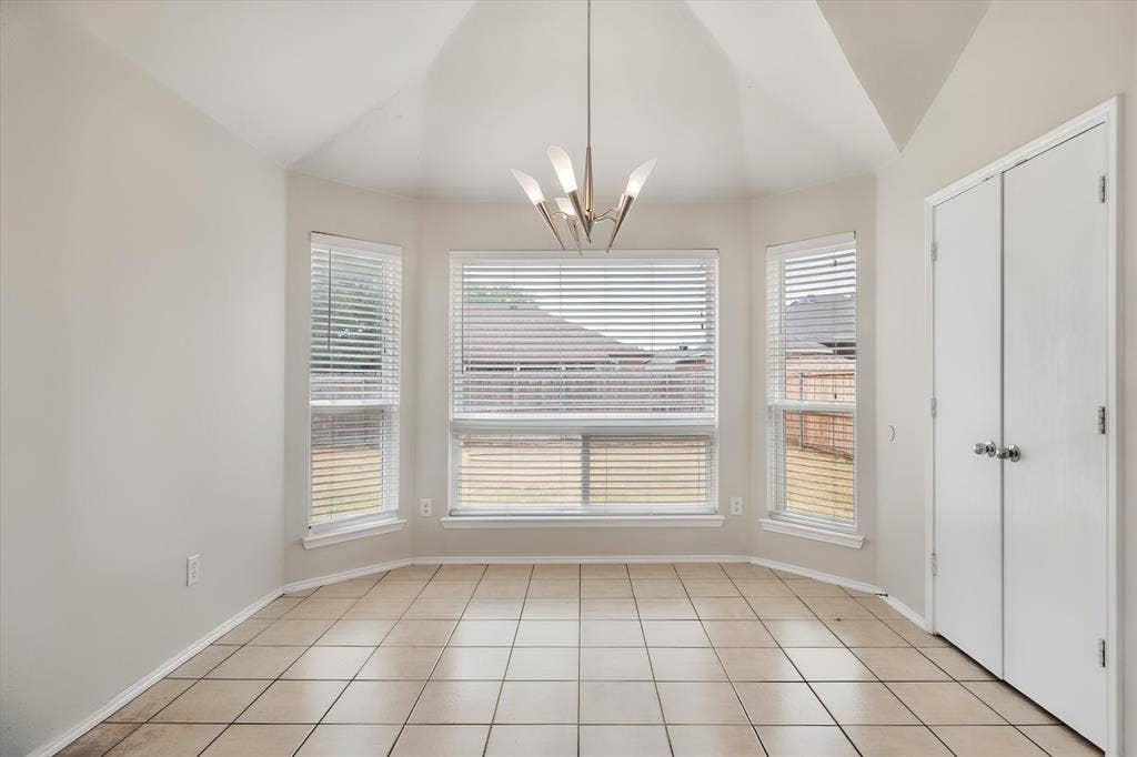 1017 Caleb Street, Burleson, TX 76028 1017 Caleb Street, Burleson, TX 76028