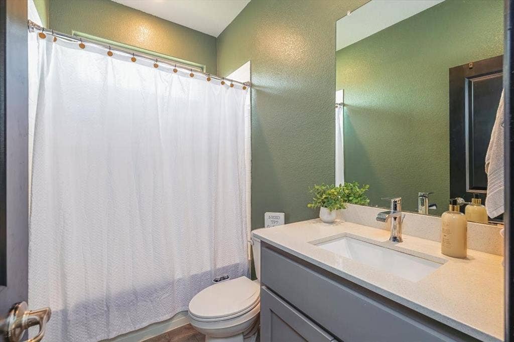 1904 Gill Star Drive, Haslet, TX 76052