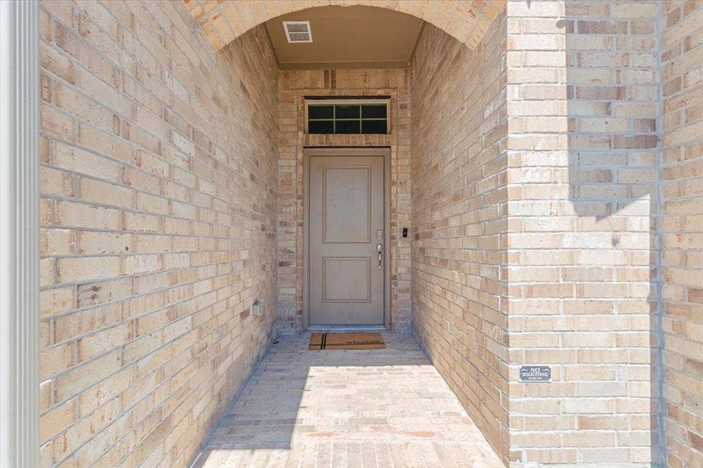 1904 Gill Star Drive, Haslet, TX 76052