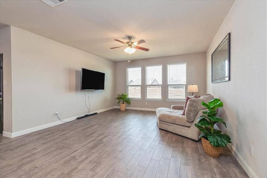 1904 Gill Star Drive, Haslet, TX 76052