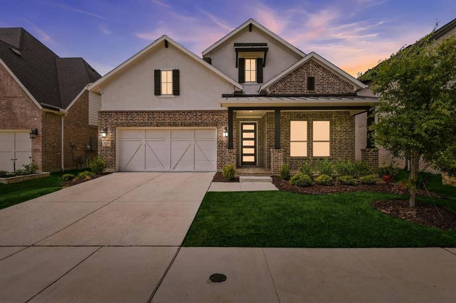 Property photo for 2504 Silver Leaf Drive, Northlake, TX