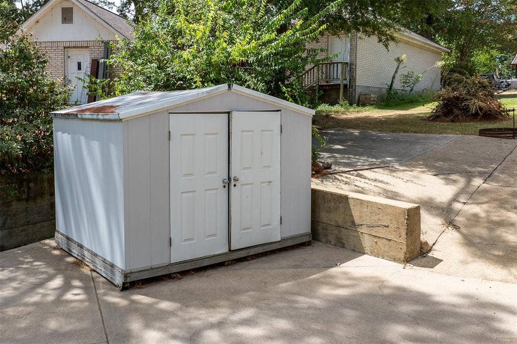 1210 Aloha Road, Tool, TX 75143