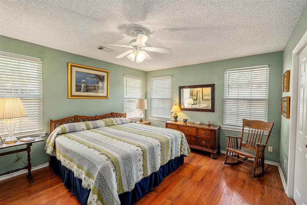 1210 Aloha Road, Tool, TX 75143