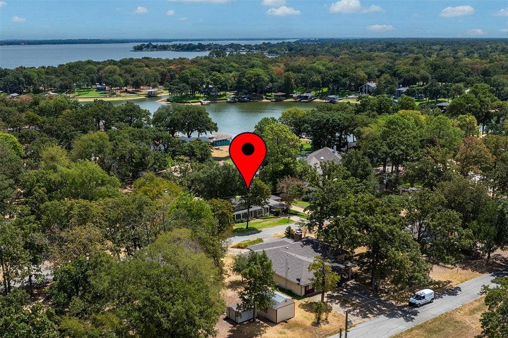 1210 Aloha Road, Tool, TX 75143