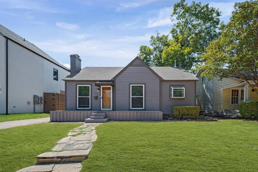Property photo for 6050 Penrose Avenue, Dallas, TX
