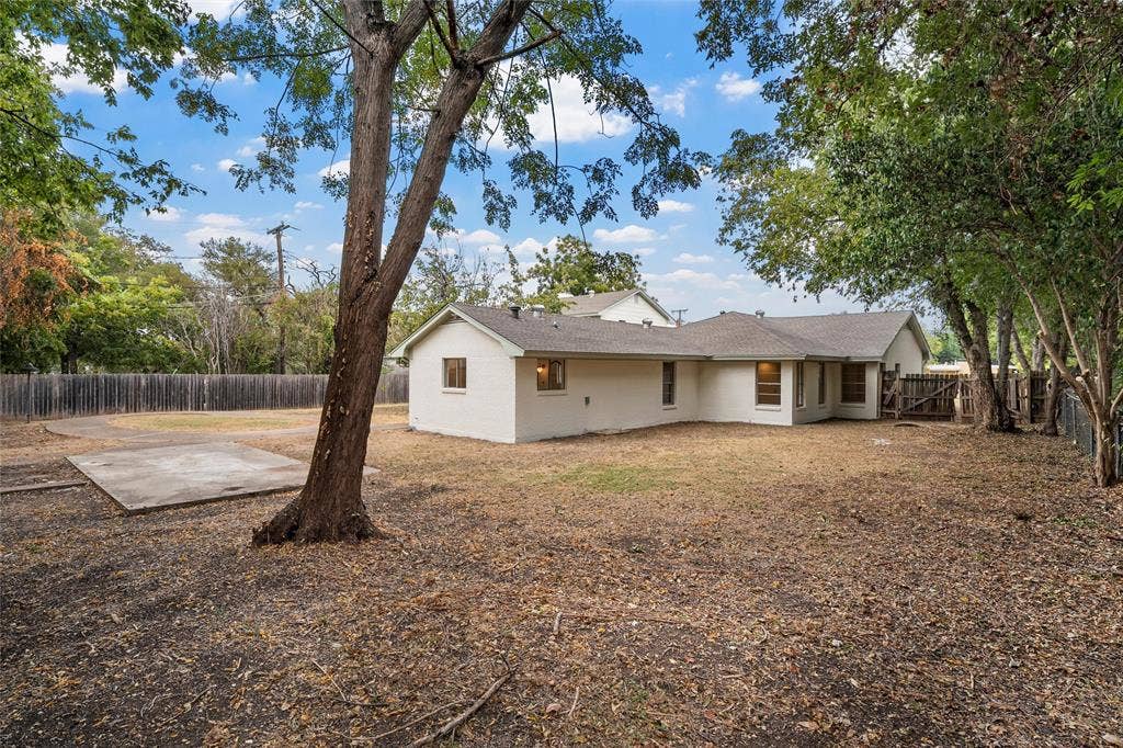2826 N 43rd Street, Waco, TX 76710 2826 N 43rd Street, Waco, TX 76710