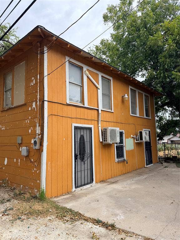 Property photo for 2205 Roosevelt Avenue, Fort Worth, TX