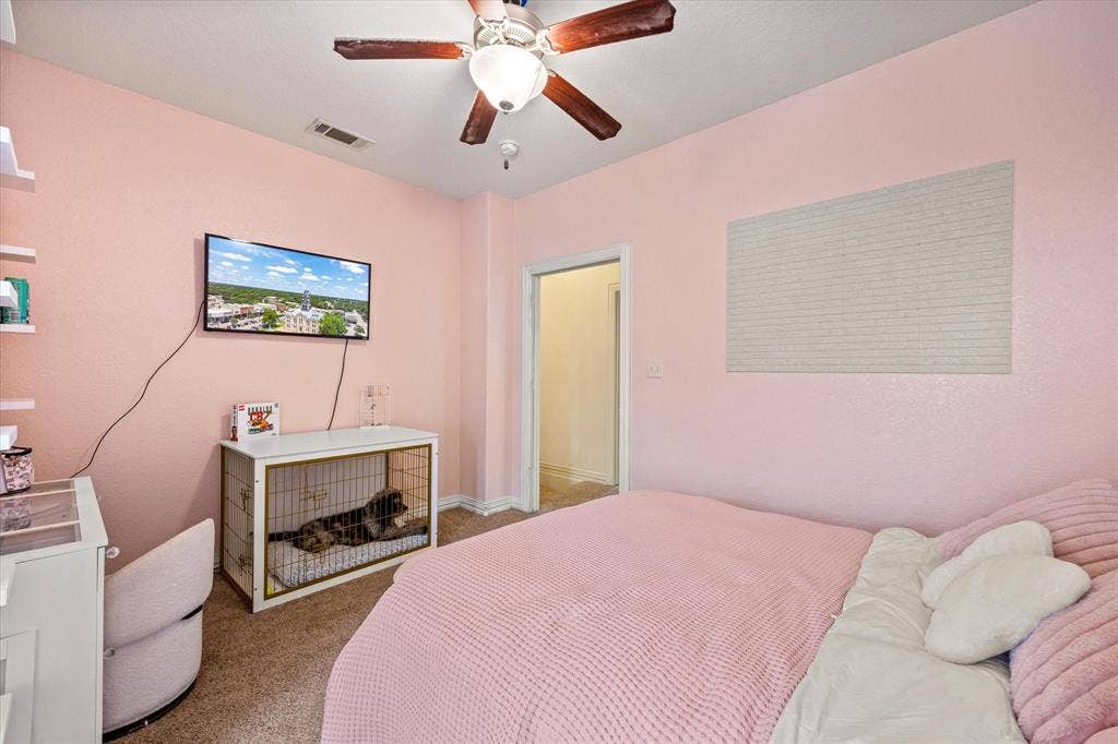 1004 W Apache Trail, Granbury, TX 76048 1004 W Apache Trail, Granbury, TX 76048