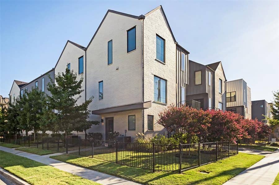Property photo for 5703 Lindell Avenue, #104, Dallas, TX