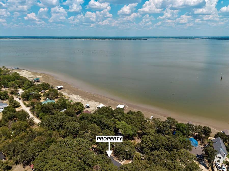 Property photo for 19975 Patricia Drive, Kemp, TX