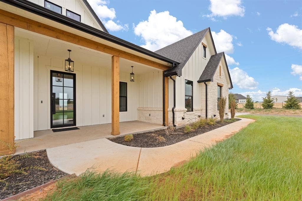 12721 W Fm 4, Godley, TX 76044 12721 W Fm 4, Godley, TX 76044