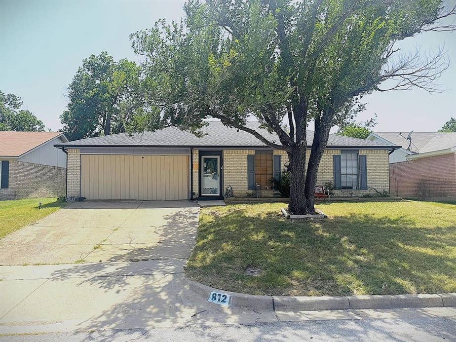 Property photo for 812 Reveille Road, Fort Worth, TX