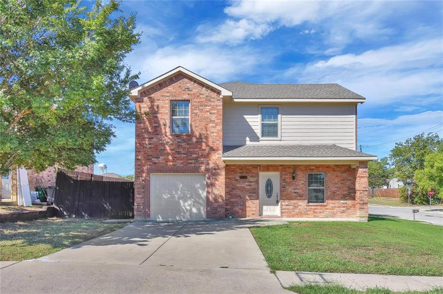 Property photo for 1102 Parkway Trail, Princeton, TX