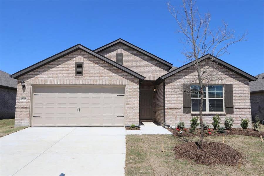 Property photo for 1929 Indian Grass Drive, Royse City, TX