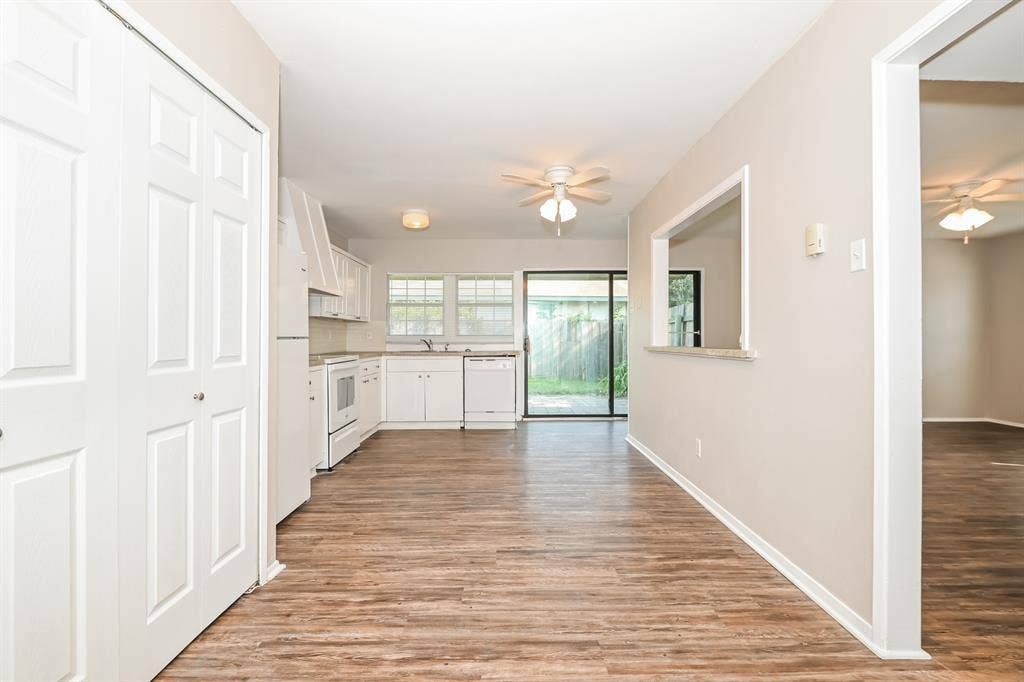 4906 Stagecoach Lane, Garland, TX 75043 4906 Stagecoach Lane, Garland, TX 75043