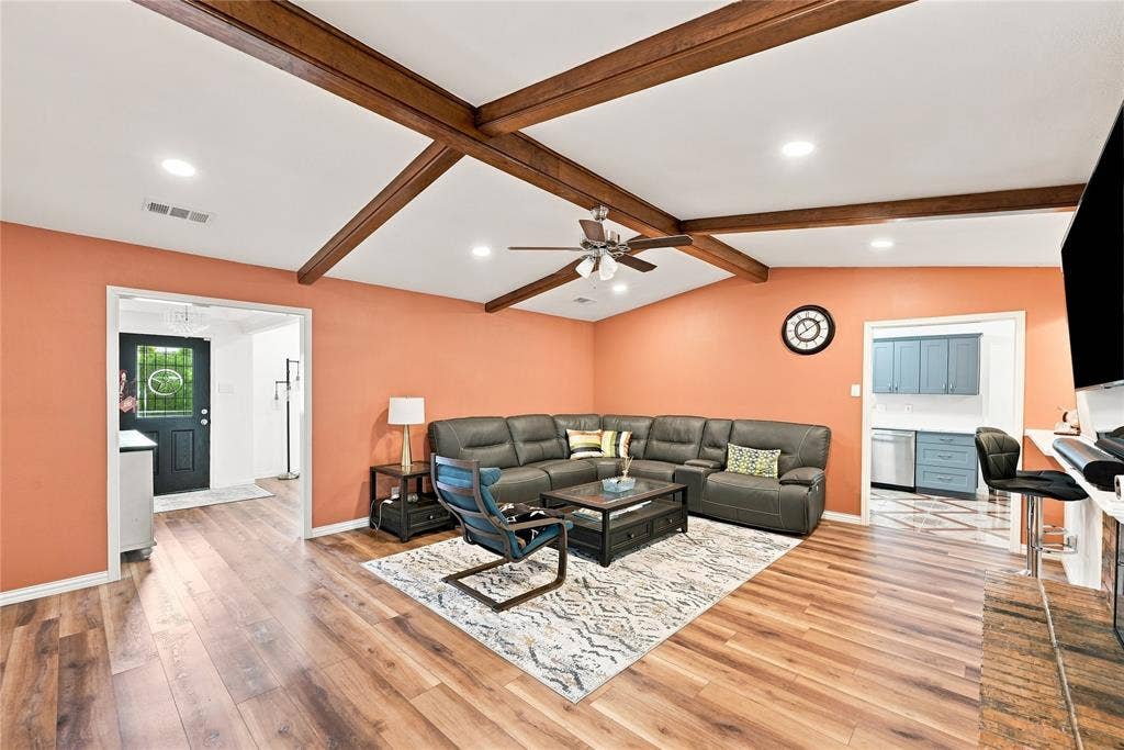 1047 Quail Run, Duncanville, TX 75116 1047 Quail Run, Duncanville, TX 75116