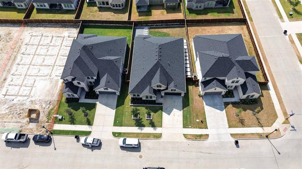2405 Long Horizon Lane, Midlothian, TX 76065