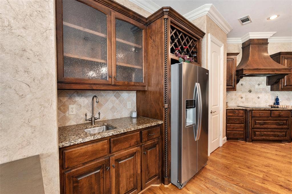 229 Lakeside Drive, Malakoff, TX 75148 229 Lakeside Drive, Malakoff, TX 75148