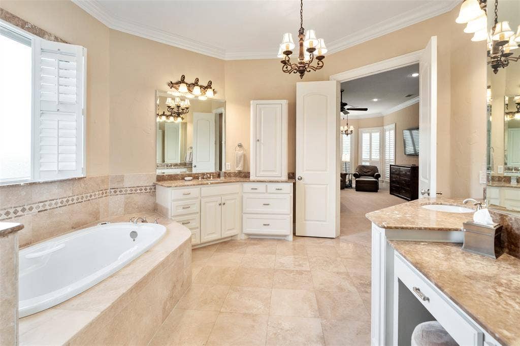 229 Lakeside Drive, Malakoff, TX 75148 229 Lakeside Drive, Malakoff, TX 75148