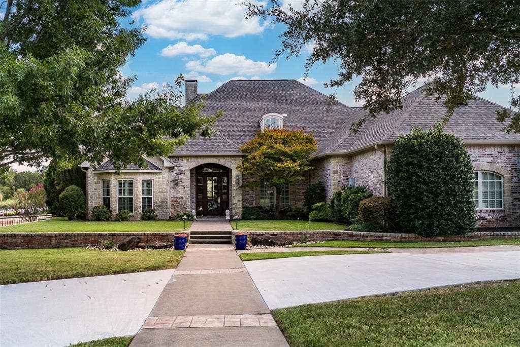 229 Lakeside Drive, Malakoff, TX 75148 229 Lakeside Drive, Malakoff, TX 75148