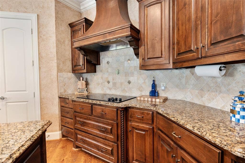 229 Lakeside Drive, Malakoff, TX 75148 229 Lakeside Drive, Malakoff, TX 75148