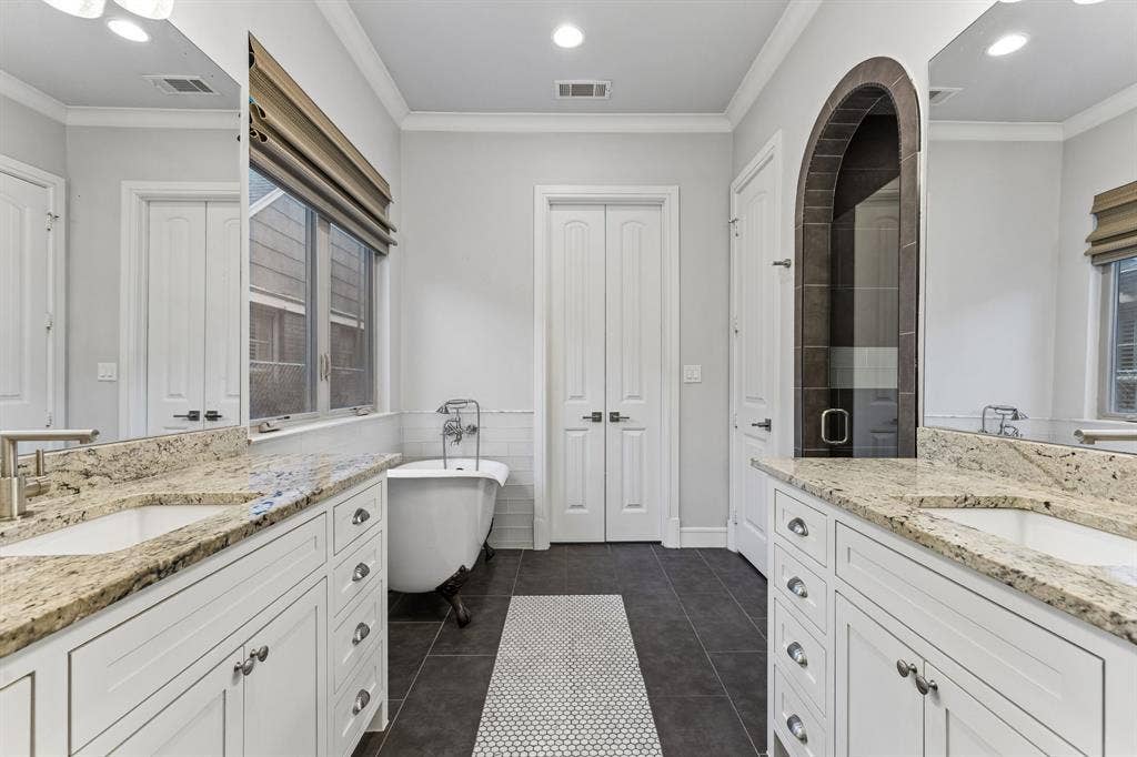 1921 Old Orchard Drive, Dallas, TX 75208 1921 Old Orchard Drive, Dallas, TX 75208