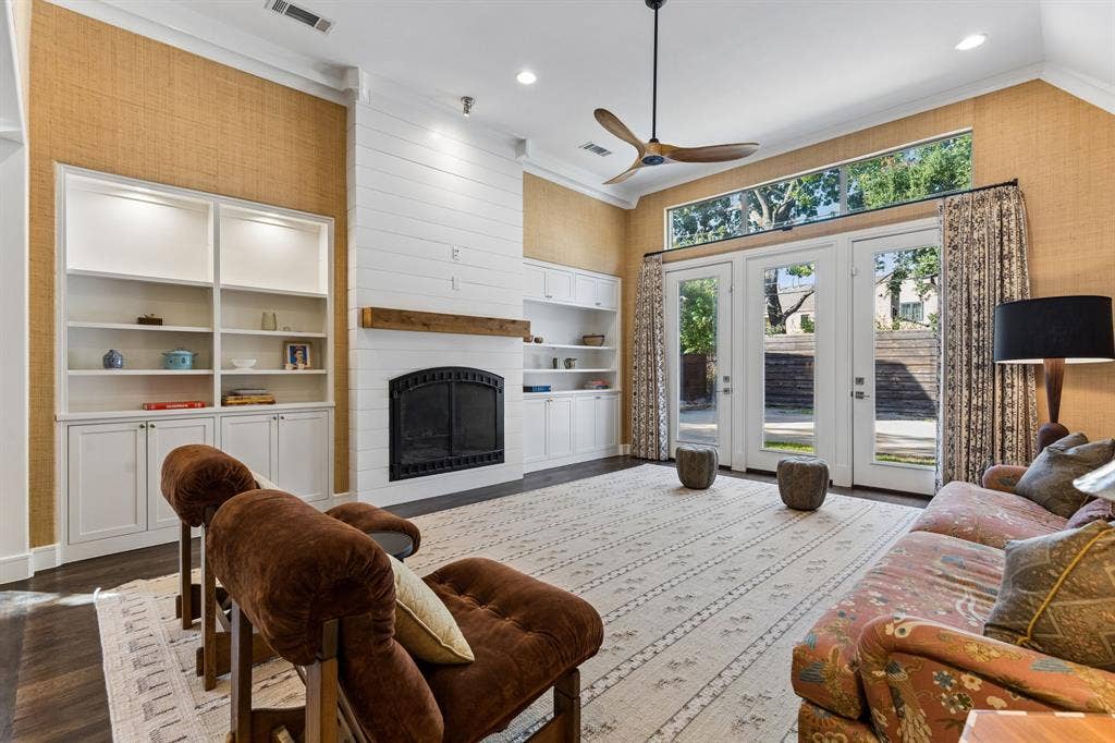 1921 Old Orchard Drive, Dallas, TX 75208 1921 Old Orchard Drive, Dallas, TX 75208
