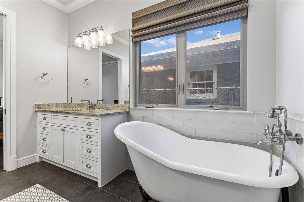 1921 Old Orchard Drive, Dallas, TX 75208 1921 Old Orchard Drive, Dallas, TX 75208