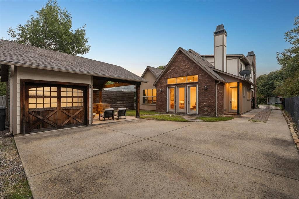 1921 Old Orchard Drive, Dallas, TX 75208 1921 Old Orchard Drive, Dallas, TX 75208