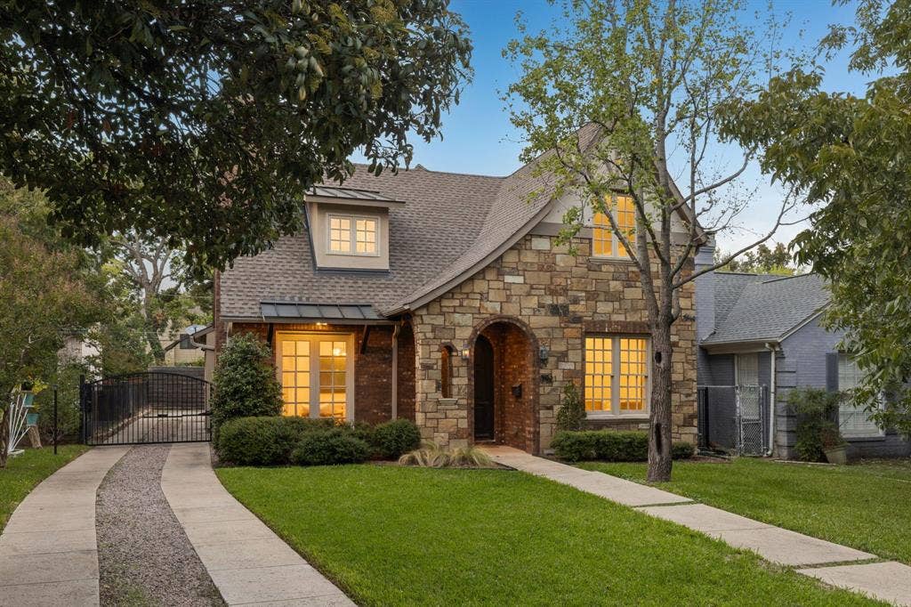 1921 Old Orchard Drive, Dallas, TX 75208 1921 Old Orchard Drive, Dallas, TX 75208